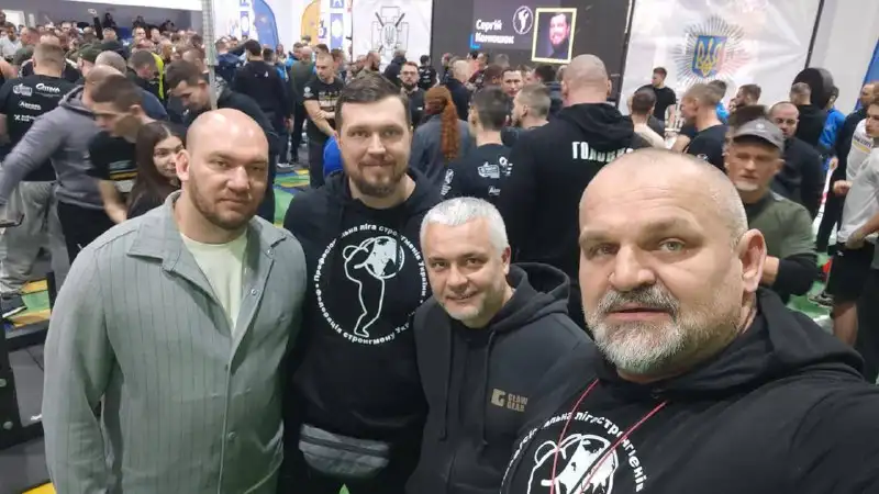 «Сильні України»: в Одесі ветерани та військові випробували себе на силових змаганнях