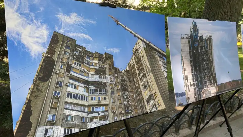 У Міському саду Одеси відкрилася фотовиставка про наслідки обстрілів — «Шрами на мапі міста»
