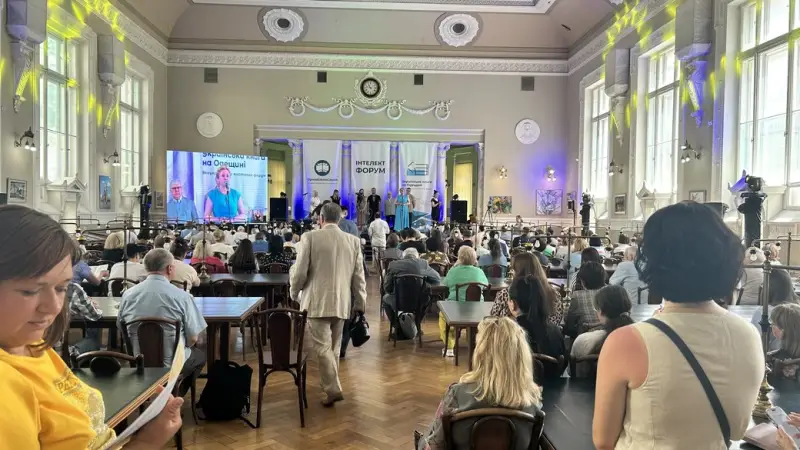 В Одесі стартував ювілейний форум “Українська книга на Одещині”: три дні зустрічей, книжок і нових ідей